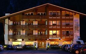 Hotel Crepes De Sela